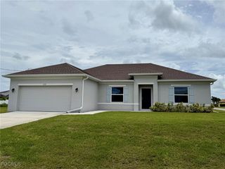 3552 NW 21st TER, Cape Coral, FL 33993