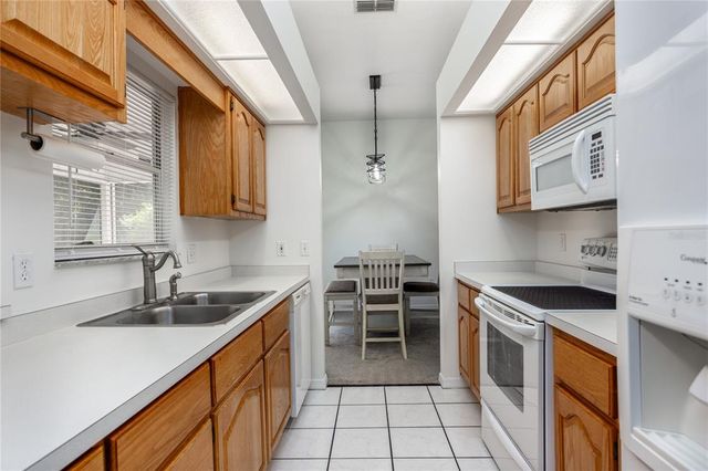 3653 NW 67TH AVENUE, Gainesville, FL 32653
