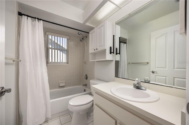 3653 NW 67TH AVENUE, Gainesville, FL 32653