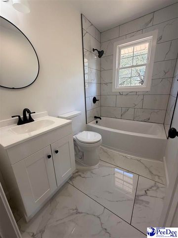 1521 E Home Ave, Hartsville, SC 29550