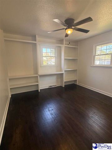 1521 E Home Ave, Hartsville, SC 29550