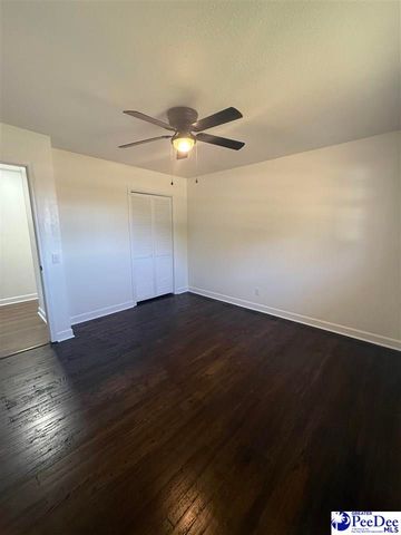 1521 E Home Ave, Hartsville, SC 29550