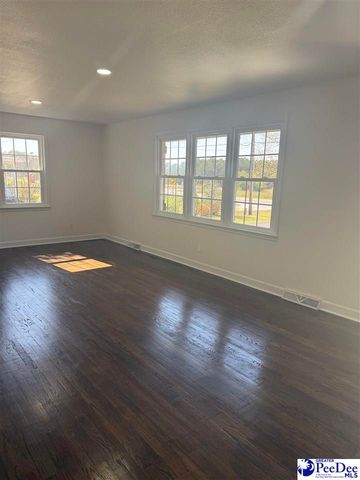 1521 E Home Ave, Hartsville, SC 29550