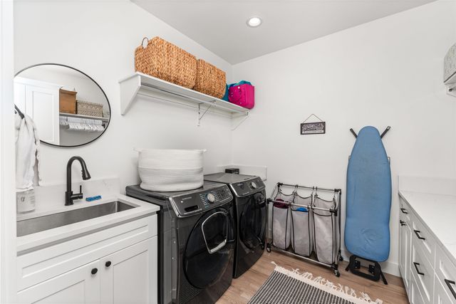 10911 S Sherman Rd, Spokane, WA 99224