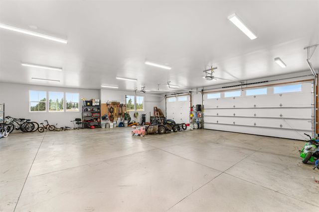 10911 S Sherman Rd, Spokane, WA 99224