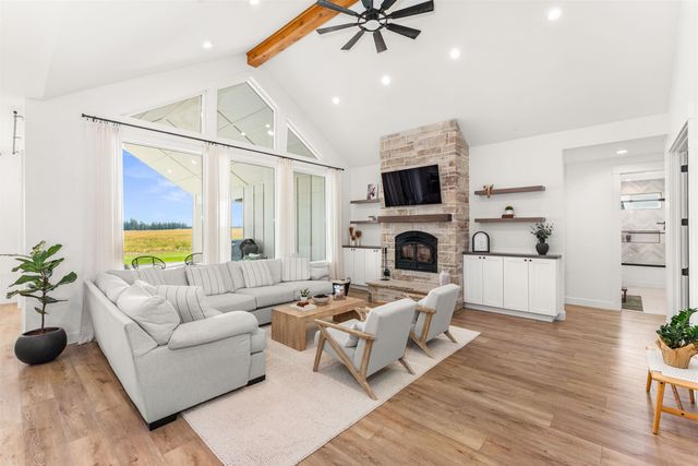 10911 S Sherman Rd, Spokane, WA 99224