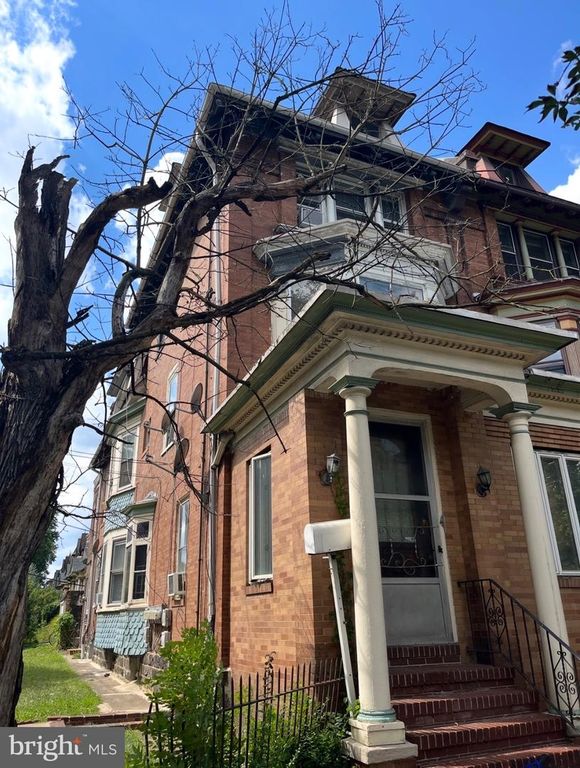 560 S 48TH ST, Philadelphia, PA 19143