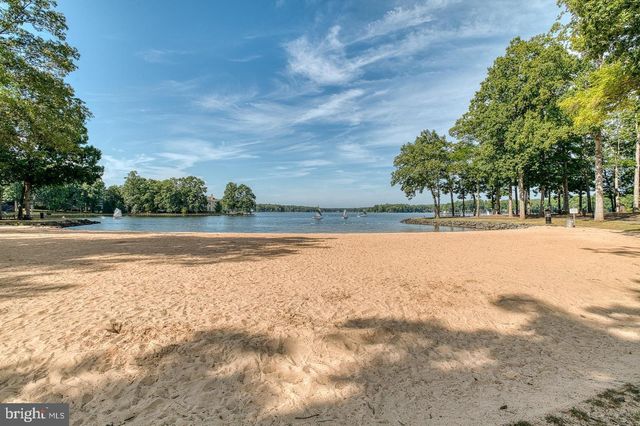 101 SAYLERS CREEK RD, Locust Grove, VA 22508