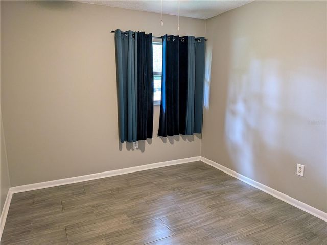 2720 SE 8TH AVENUE, Ocala, FL 34471