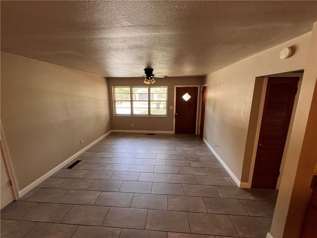 710 Hinshaw Drive, Springdale, AR 72762