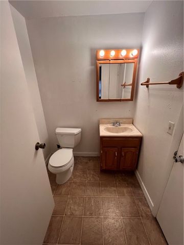 710 Hinshaw Drive, Springdale, AR 72762