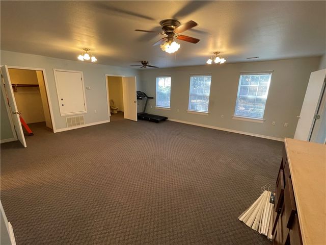 710 Hinshaw Drive, Springdale, AR 72762