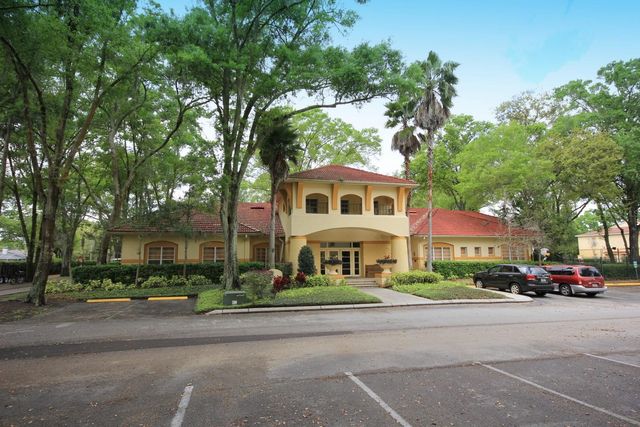 5608 PINNACLE HEIGHTS CIRCLE 307, Tampa, FL 33624