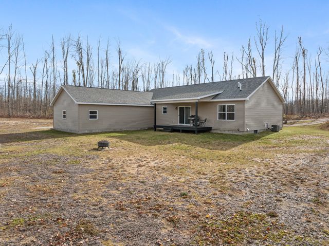 4338 Hallenius Road, Gaylord, MI 49735