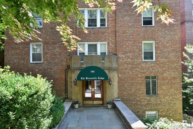 280 Bronxville Road 5W, Bronxville, NY 10708