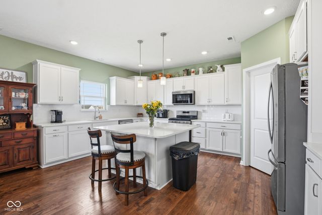 13825 N Honey Creek Drive N, Camby, IN 46113