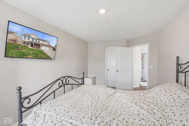 13825 N Honey Creek Drive N, Camby, IN 46113