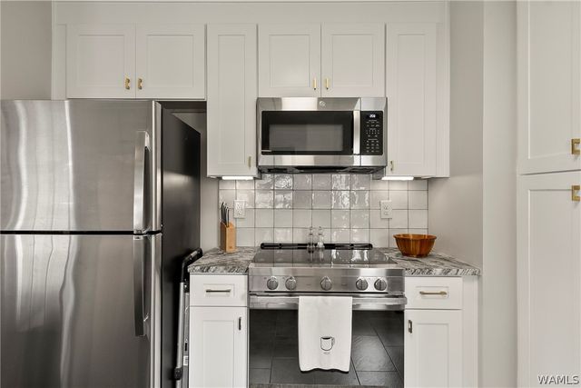 2402 26th, Northport, AL 35476