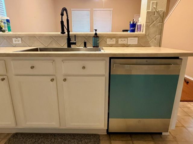 10322 Maydelle DR 127, Austin, TX 78748
