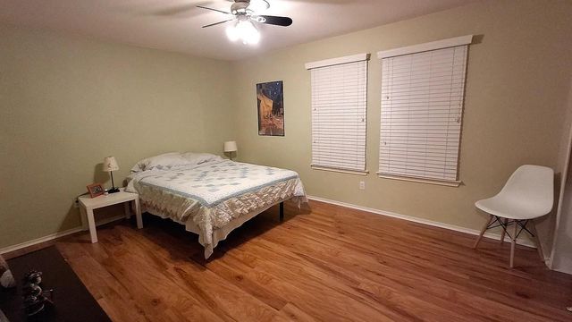 10322 Maydelle DR 127, Austin, TX 78748