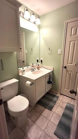 10322 Maydelle DR 127, Austin, TX 78748