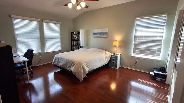10322 Maydelle DR 127, Austin, TX 78748