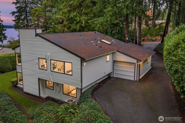 10001 SE 25th Street, Bellevue, WA 98004