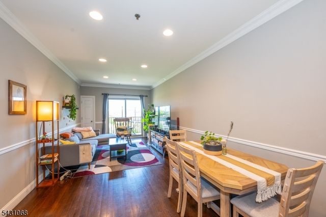15 Tichenor Ln 406, Newark City, NJ 07114