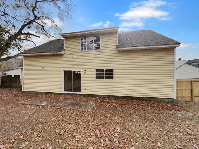 152 Blue Ridge Trail, North Charleston, SC 29418