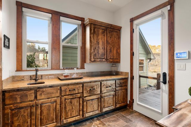 109 King Shore Blvd, Scroggins, TX 75480