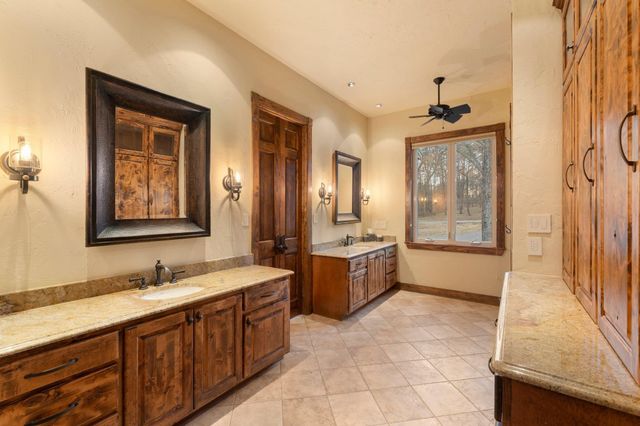 109 King Shore Blvd, Scroggins, TX 75480