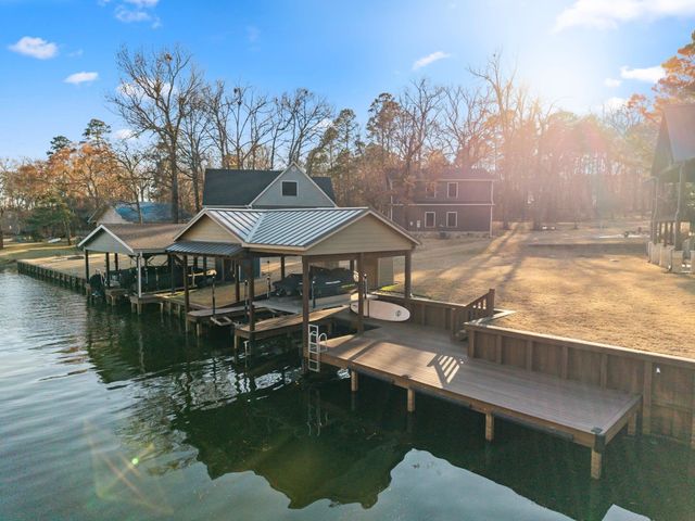 109 King Shore Blvd, Scroggins, TX 75480