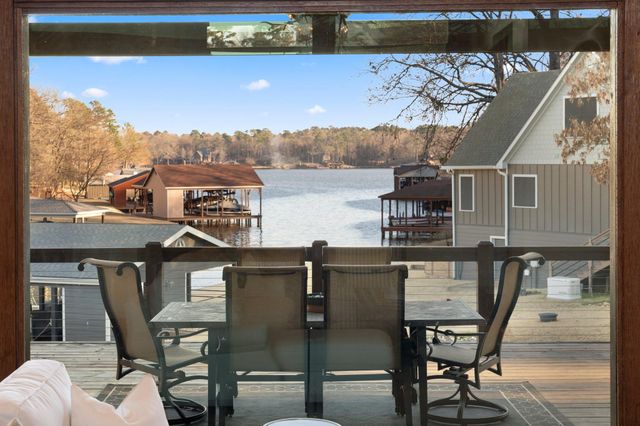 109 King Shore Blvd, Scroggins, TX 75480