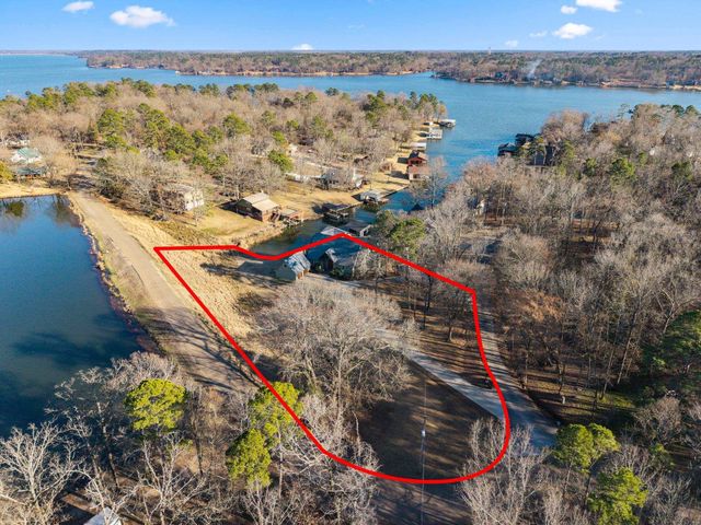 109 King Shore Blvd, Scroggins, TX 75480