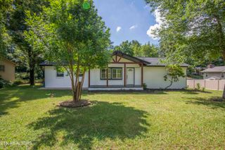 4918 Lonas Drive, Knoxville, TN 37909