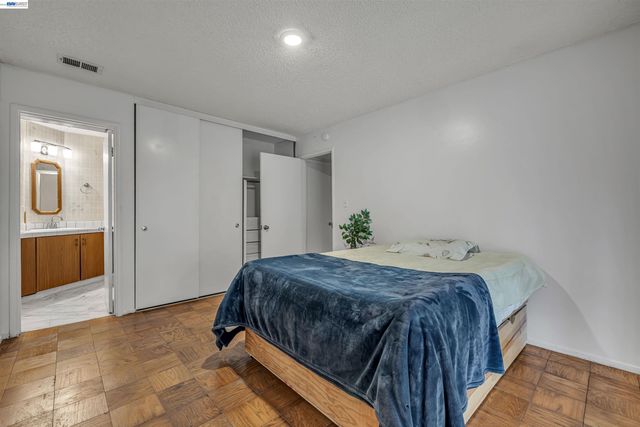 713 Falcon Drive, Vallejo, CA 94589