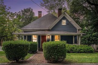 2891 Macaw NW Street, Atlanta, GA 30318