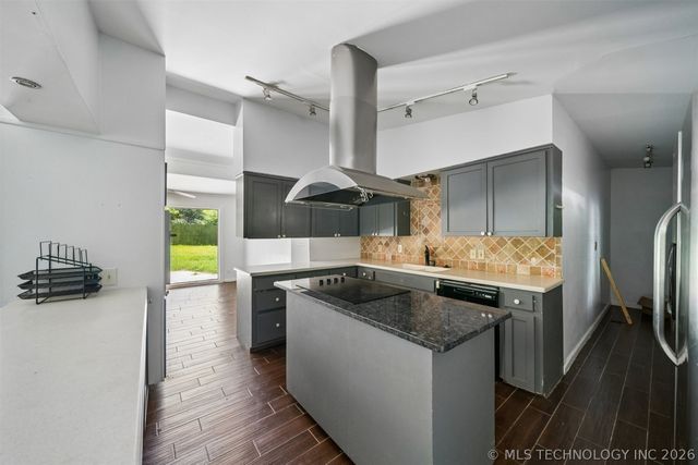 2507 E Sidney Avenue, Broken Arrow, OK 74014
