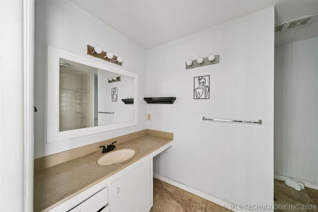 2507 E Sidney Avenue, Broken Arrow, OK 74014