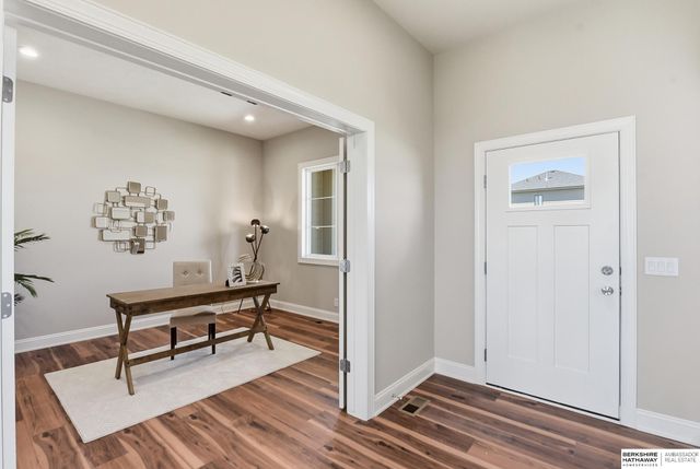 20505 Jeannie Lane, Gretna, NE 68028