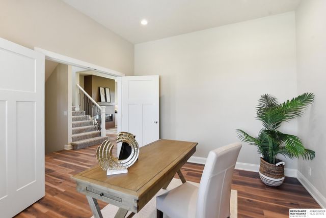 20505 Jeannie Lane, Gretna, NE 68028