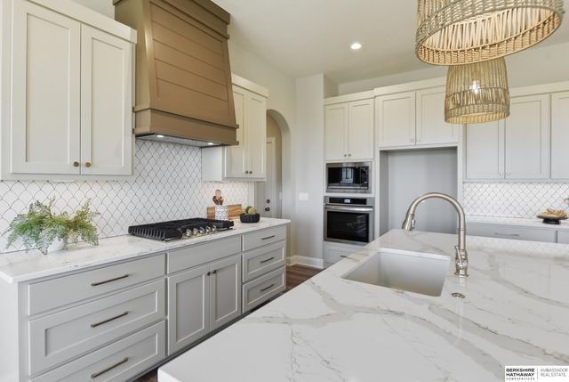 20505 Jeannie Lane, Gretna, NE 68028