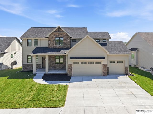 20505 Jeannie Lane, Gretna, NE 68028
