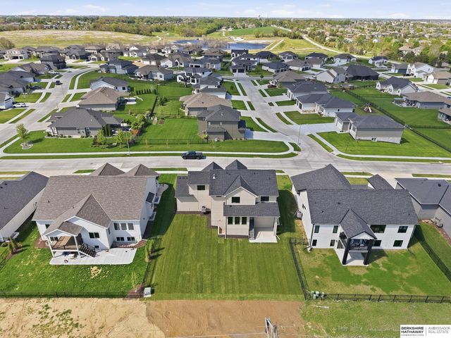 20505 Jeannie Lane, Gretna, NE 68028