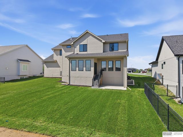 20505 Jeannie Lane, Gretna, NE 68028