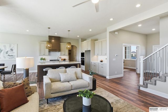 20505 Jeannie Lane, Gretna, NE 68028