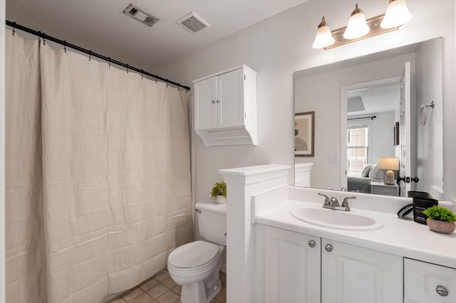 2025 Woodmont Blvd Apt 347, Nashville, TN 37215