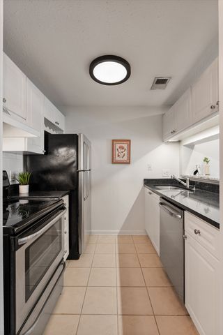 2025 Woodmont Blvd Apt 347, Nashville, TN 37215
