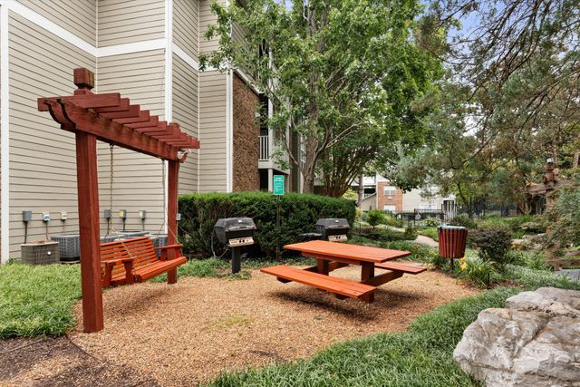 2025 Woodmont Blvd Apt 347, Nashville, TN 37215