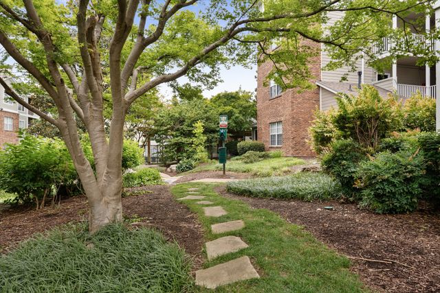 2025 Woodmont Blvd Apt 347, Nashville, TN 37215